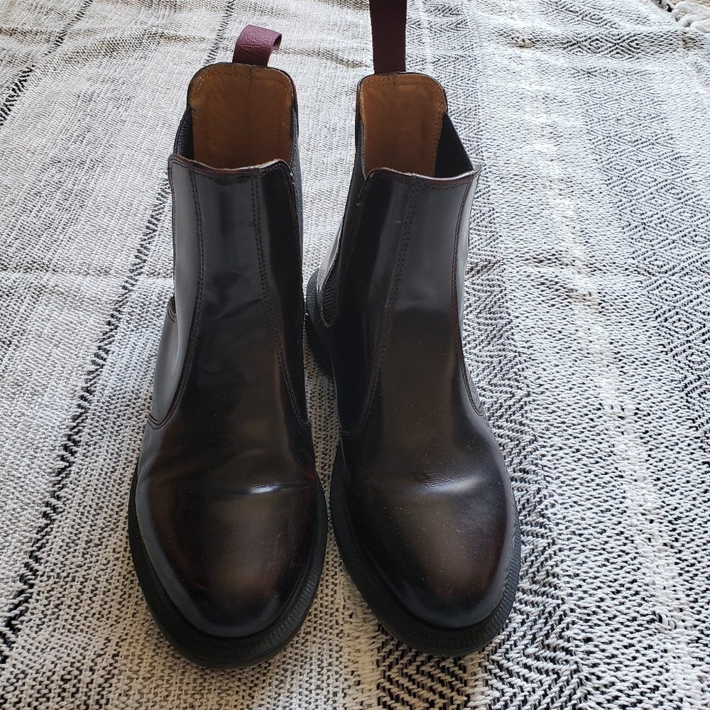 DR. MARTENS Women's Flora Leather Chelsea Boot - 7